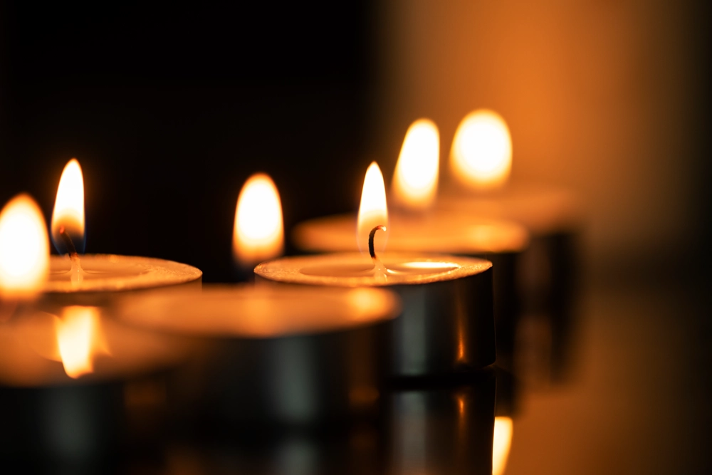 Allongement des delais dinhumation et de cremation a 14 jours