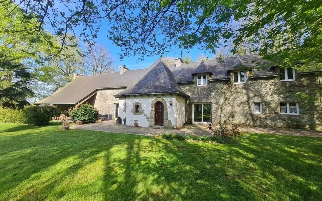 Vente maison 202m² •Évellys